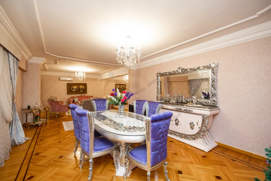 Apartment for sale 560 m Louran (Sarhank St.)