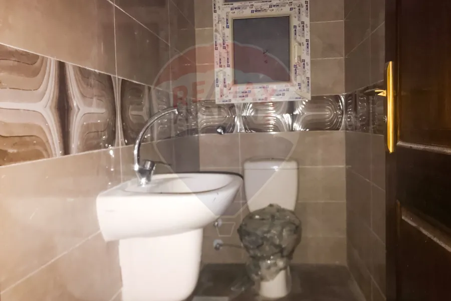 شقة للإيجار 135 م (ترام - الوزارة)