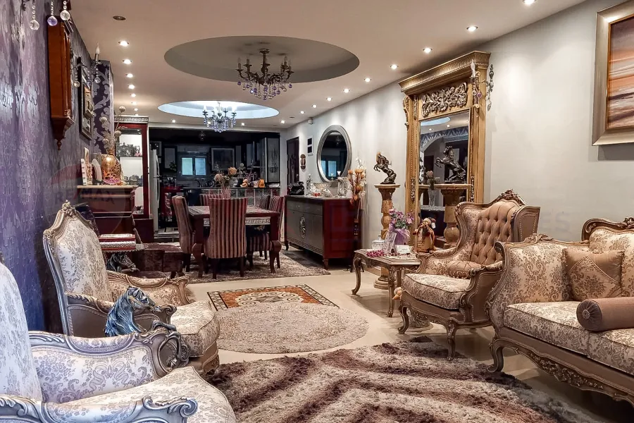 Apartment for Sale 180 m East Smouha ( beside Al-Ittihad Club )