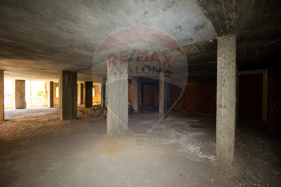 Commercial mezan for sale 575 m Al-Agami (El-betash)