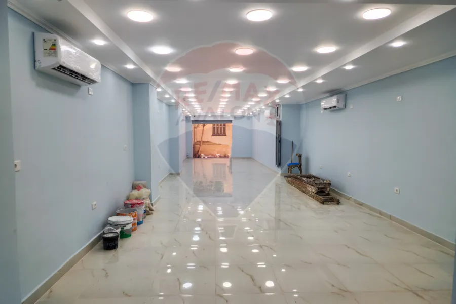 Shop for rent 100 m Ibrahimiya (Memphis Street off El Lagite St.)