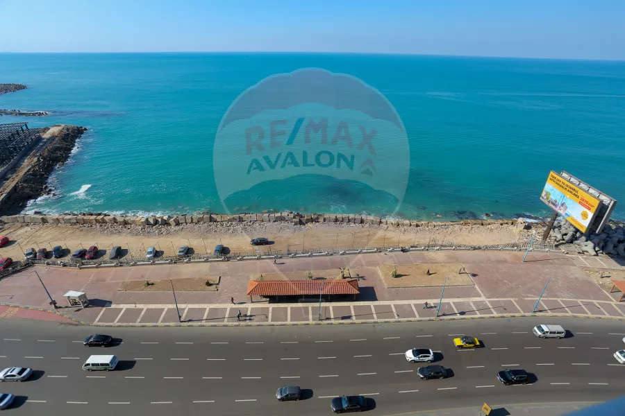 شقة للبيع 450 م لوران (طريق الجيش - عمارة براند)