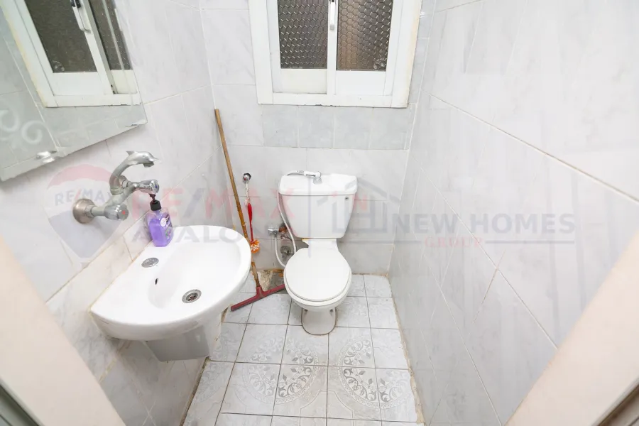 Clinic for sale 90 m Roushdy - (Abu Qir st.)