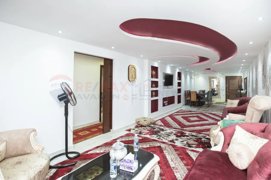 شقة  للبيع 195 م  السيوف (كومباوند سيتى لايت)