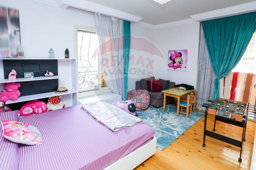Apartment for sale 262 m Louran (Serhank St. steps from taram station)