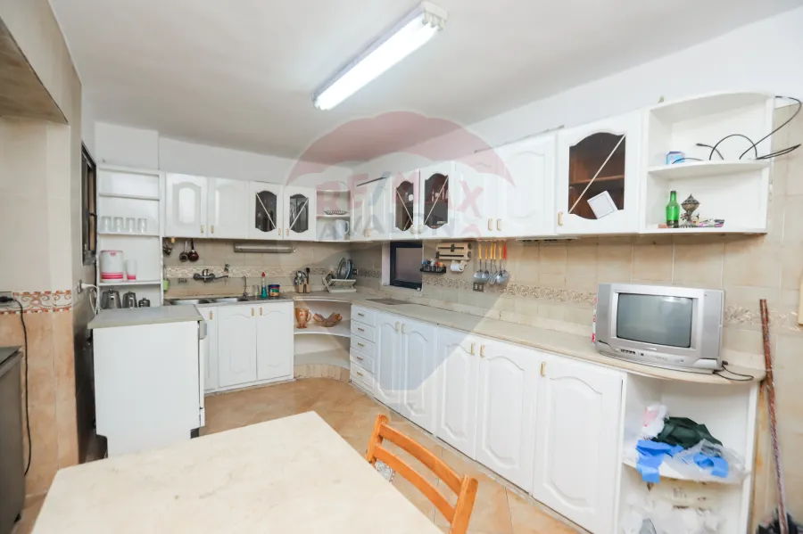 Apartment For Sale 240 m Smouha ( Front Of Smouha Club )