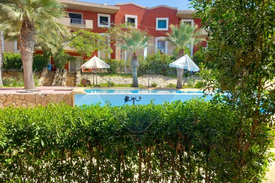 Ground floor chalet with garden for sale (bungalows) 80 m + 30 m garden