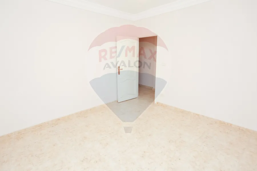 Apartment for rent 125 m Fleming ( Ahmed Tawfiq St.)