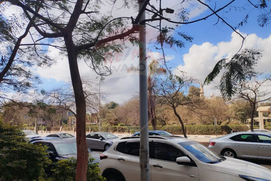 Commercial unit for sale Cairo (Al Maadi) 550 m