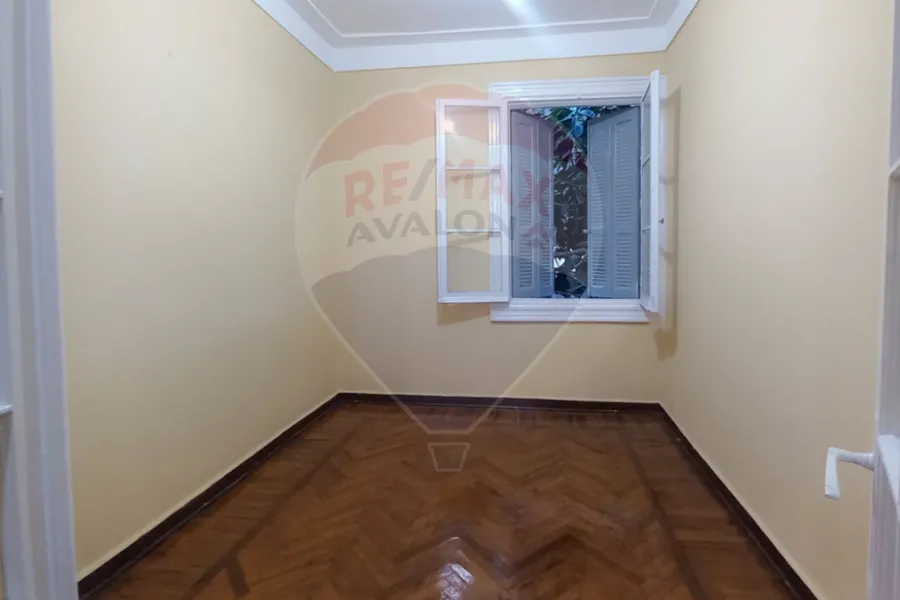 Administrative headquarters for rent, 100 m, Zizinia (steps from Abu Qir Street)