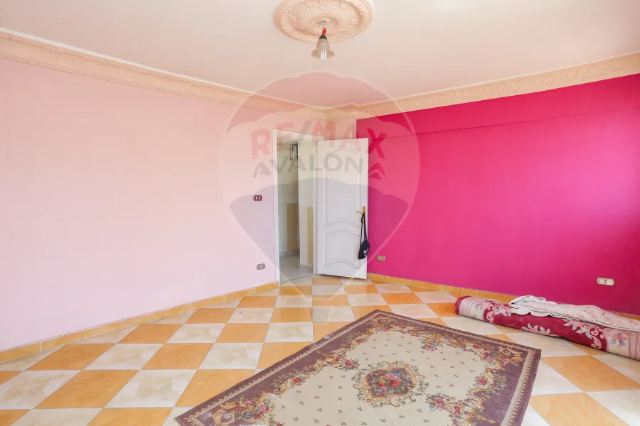 Apartment for sale 125 m Louran (steps from the sea)