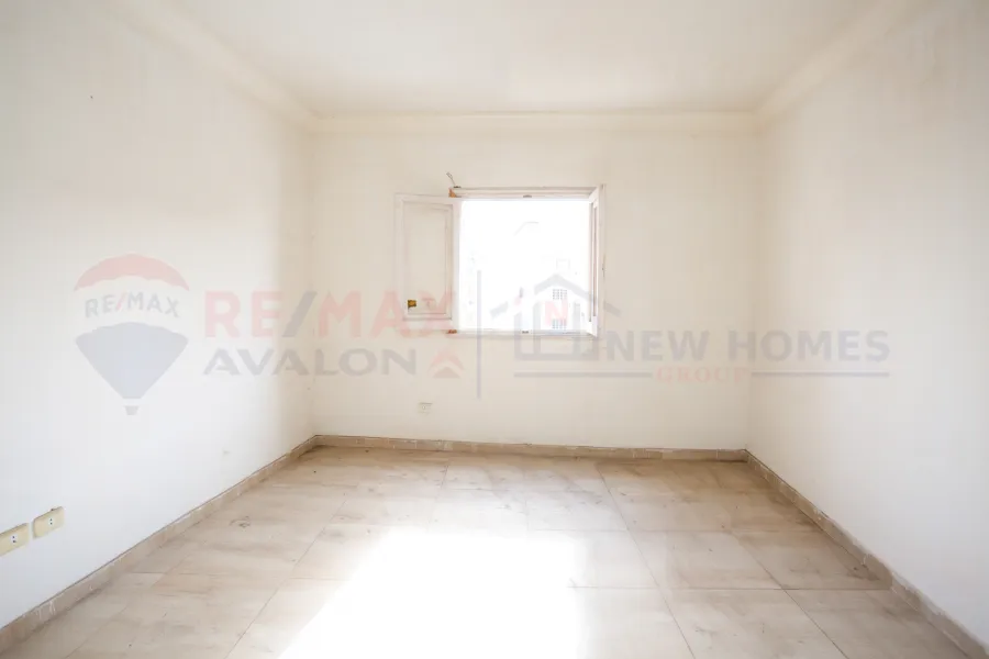 Apartment for sale 230 m Louran (Ibrahim Nasr St.)