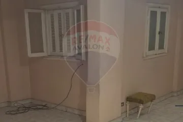 شقة للبيع 140 م سموحة (ش مصطفي كامل)