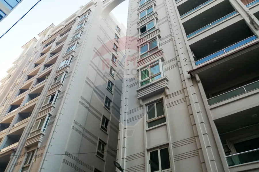 Apartment For Sale 138 m Smouha ( Elryada St.)- Half Finished