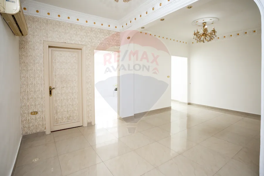 Apartment for sale 100 m Sporting (Port Said main st.)