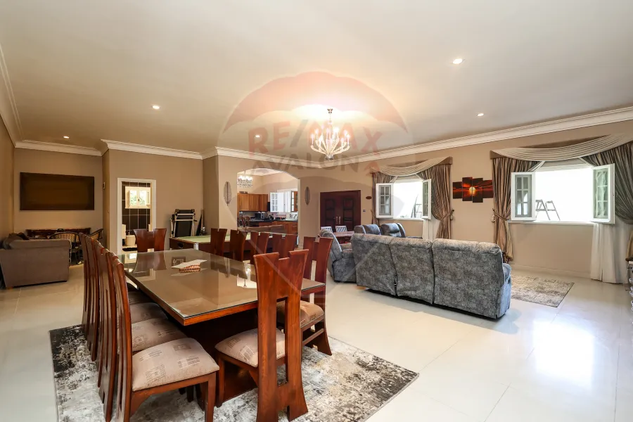 فيلا للبيع 1,800 م كينج مريوط (خلف ماكدونالدز)