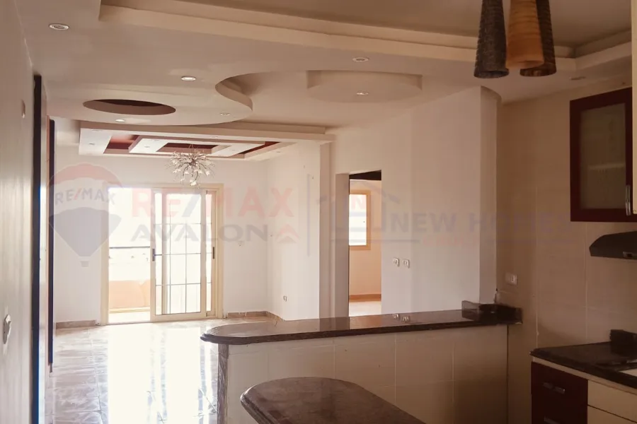 شاليه للبيع (مارسيليا لاند) 105 م