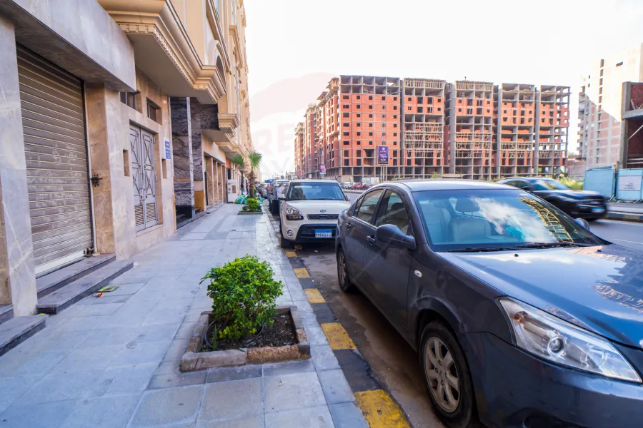 Shop for rent 1,380 m Smouha (Transport and Engineering St.)