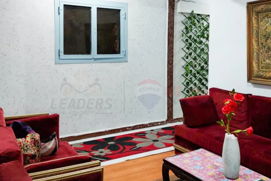 Furnished apartment for rent 175 m Saba Pasha (directly on the sea)