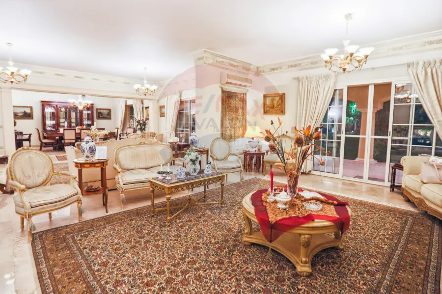 Villa for sale 3,000 m King Mariout (Palaces Area)