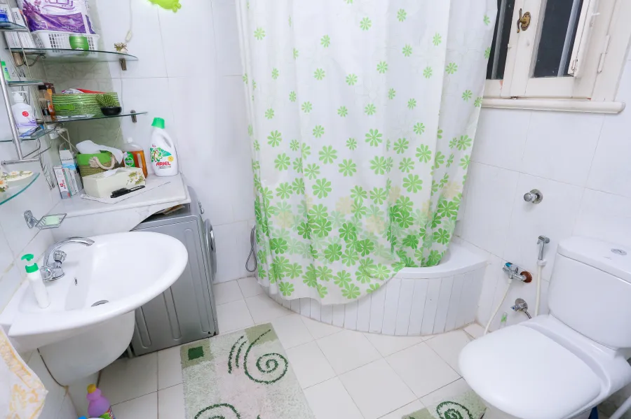 Apartment for sale 175 m Zezinia (Steps from foursesone)