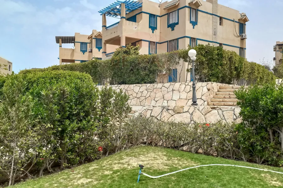 شاليه مفروش للايجار 110 م الساحل الشمالى ( قرية مينا4)