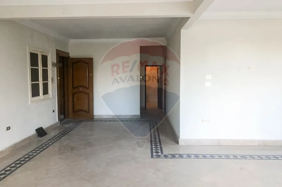Administrative Apartment For Rent 150 m Sporting (Abo Qeir St.- In Front Of Sprting Club)