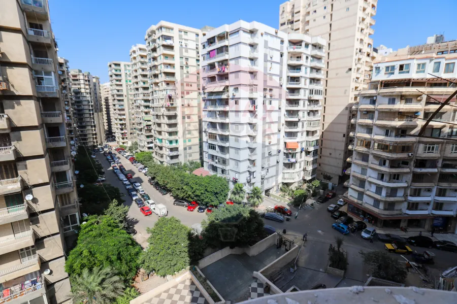 شقه للايجار 175 م لوران (شارع الاقبال)