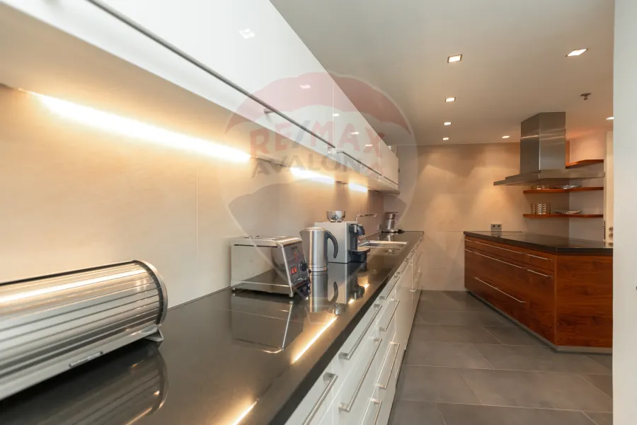 Apartment for sale 365 m San Stefano (Four Seasons)