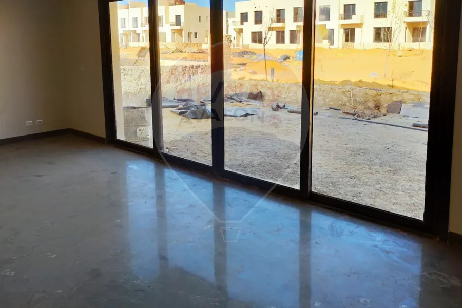 استلام فوري فيلا ستاند الون للبيع 330 م  (اكتوبر - O West)