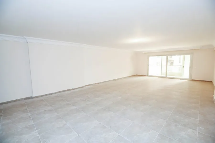 Apartment for rent 260m Smouha (Admon Fremon St.)