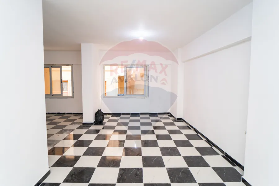 Administrative Apartment for Rent 220m Sporting (Steps from Abu Qir St)