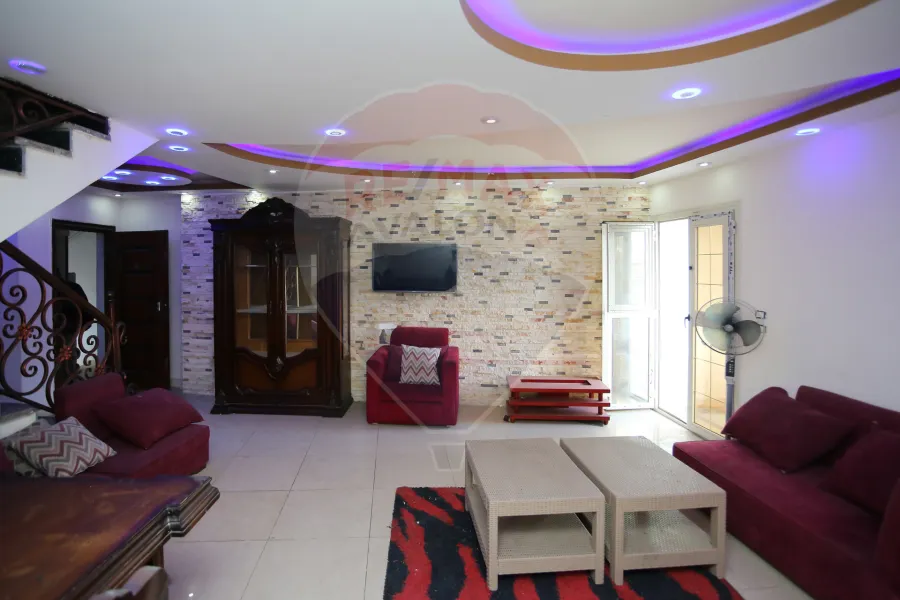 Duplex for sale 200 m Miami (Khaled Ibn El-Walid main st)