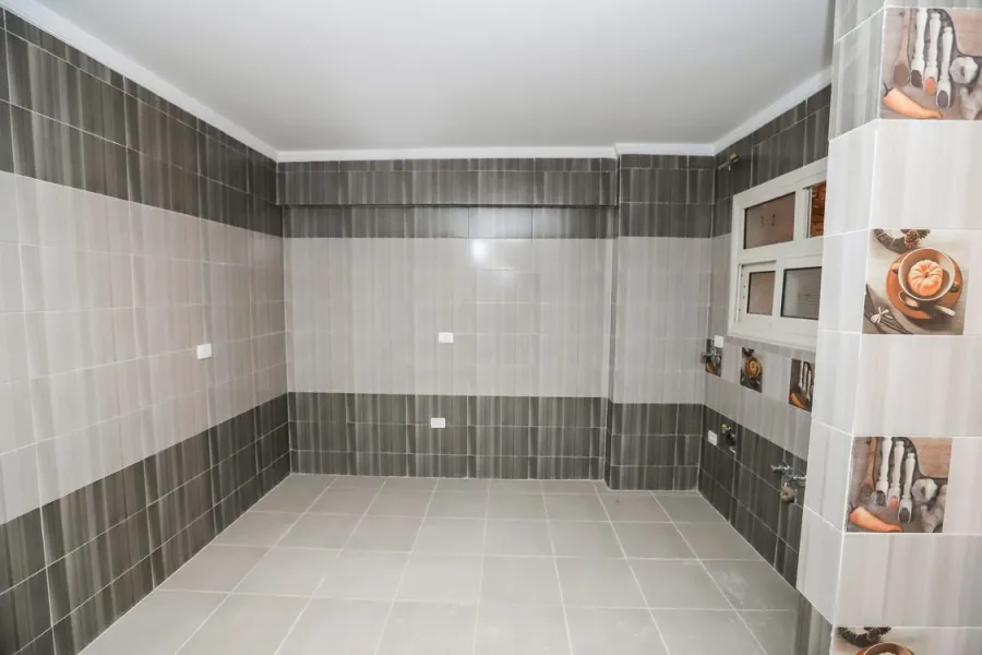 Apartment for rent 260m Smouha (Admon Fremon St.)