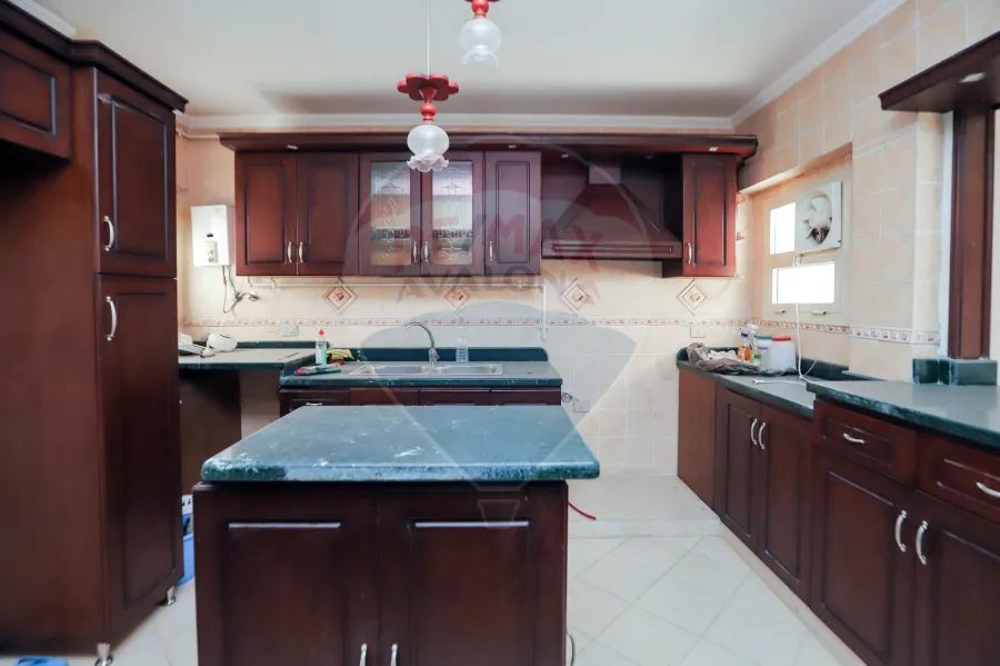 Apartment For Sale 218 m Smouha (Fawzi Moaz st)