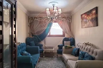 شقة للبيع 105 م بوكلي (ش لافيزون)