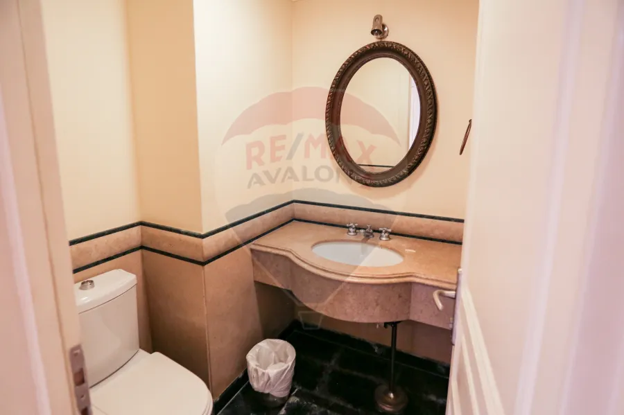 Apartment for Sale 275 m San Stefano (Foursesons)