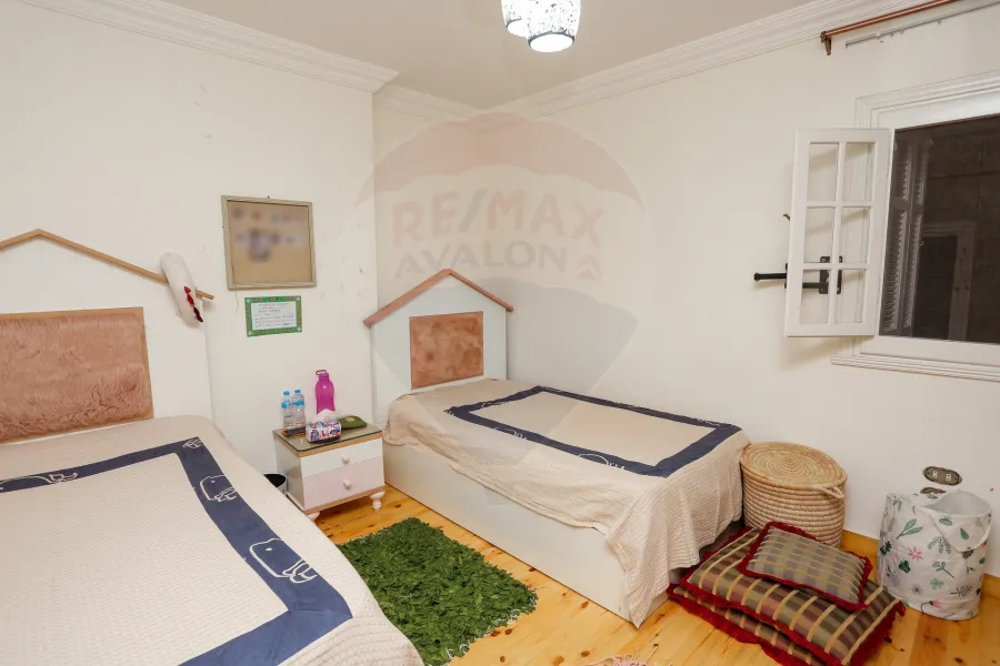 Apartment For sale 185 m Zizinia (Mostafa Abdel Razek St.)