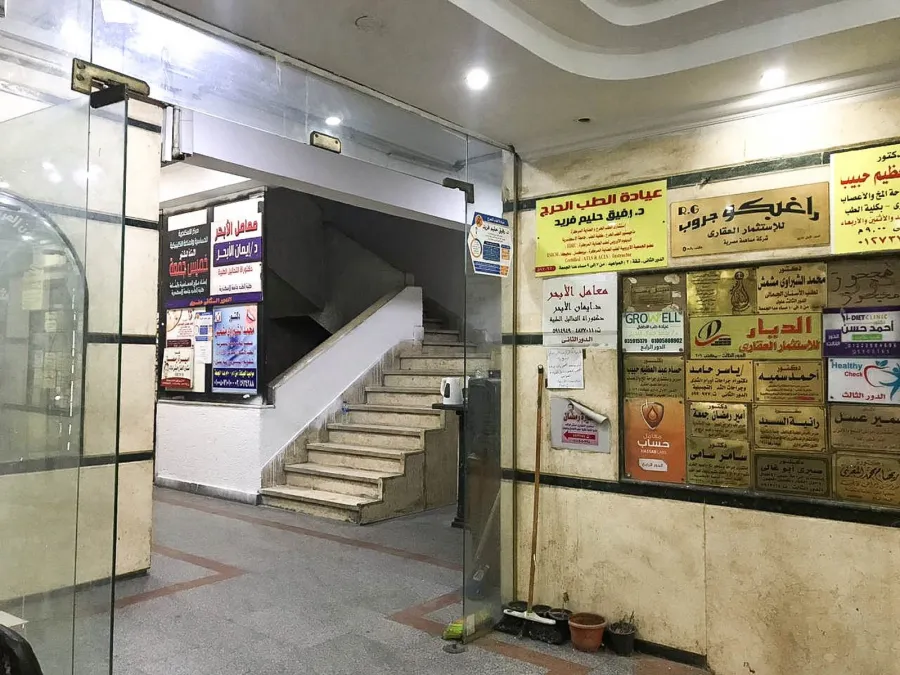 مكتب للإيجار قانون جديد  78م سبورتنج ( فيو نادى سبورتنج)