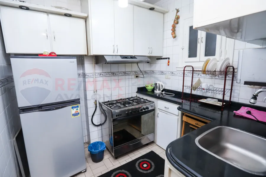 Apartment for sale 135 m Stanly (building directly on the sea)