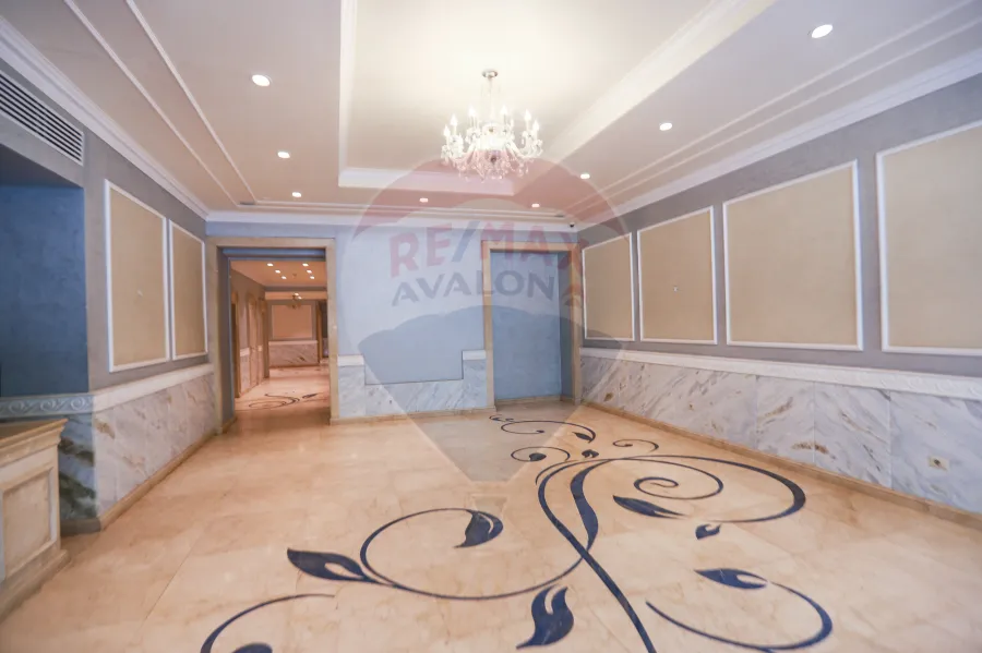 Apartment for sale 276 m El Shalalat (Cleopatra Plaza Towers)