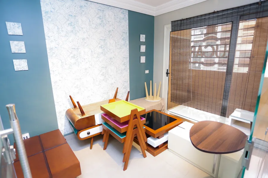 شقة مفروش إدارى للايجار 225 م سموحة (ش فوزى معاذ الرئيسي)