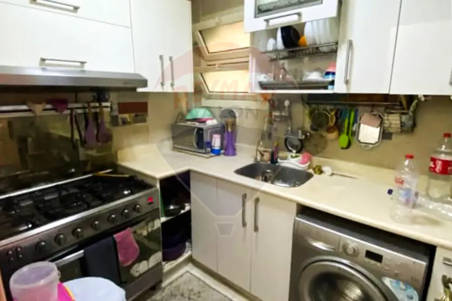 شقه للبيع 105 م جناكليس (علي الترام مباشرة)