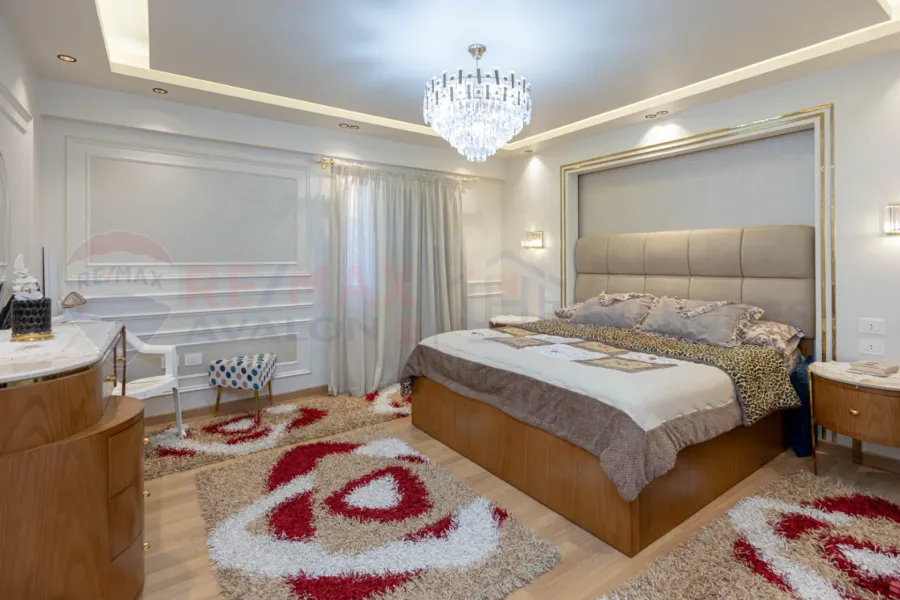 Apartment for sale 220 m Rushdi (near Syria St.)