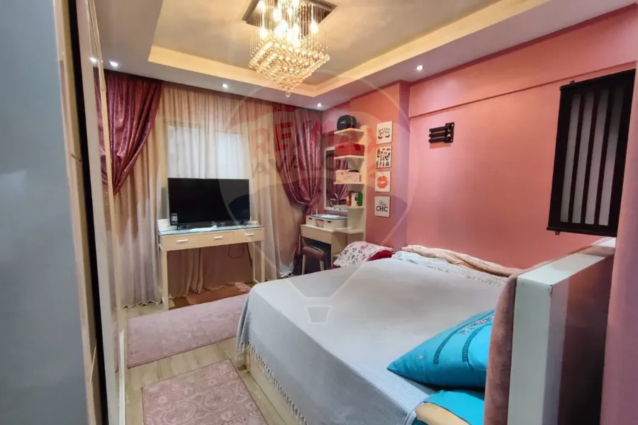 شقة للبيع 105 م السيوف (شارع مصطفي كامل - أبراج الصفوة)