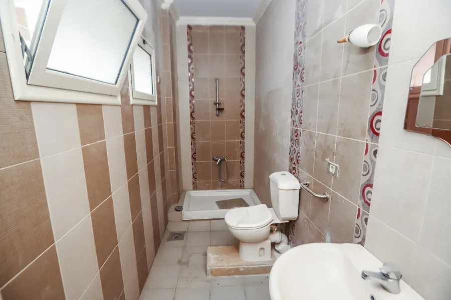 ستوديو للبيع 120م سموحة (خطوات من جامعة فاروس)