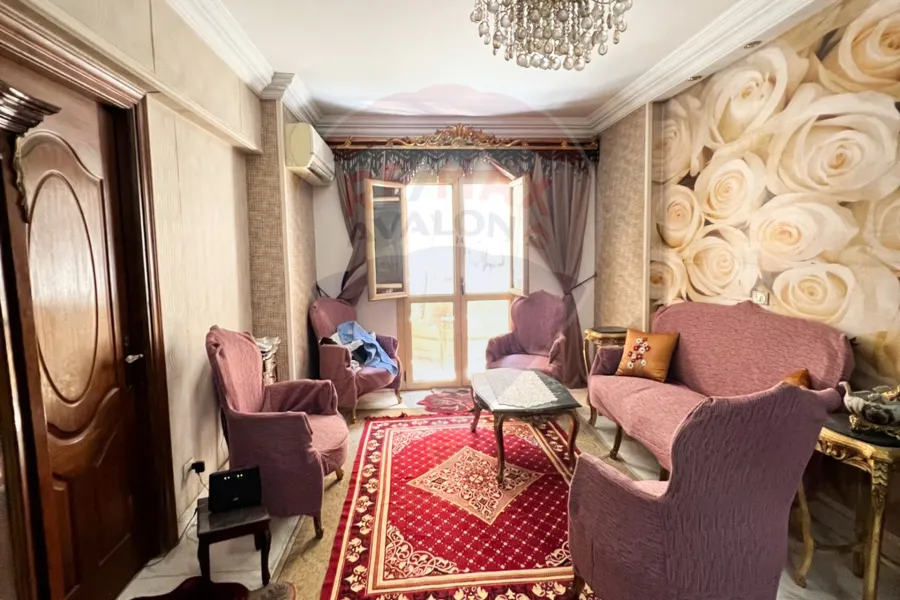 شقة للبيع 135 م الابراهيمية (خطوات من ش أبو قير)