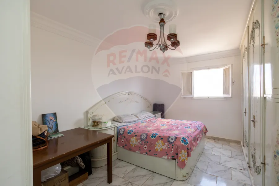 Apartment for sale 200 m Montazah (Malek Hefny St.)