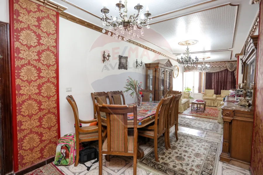 شقة للبيع 130 م الابراهيمية (ش ممفيس خطوات من الترام )