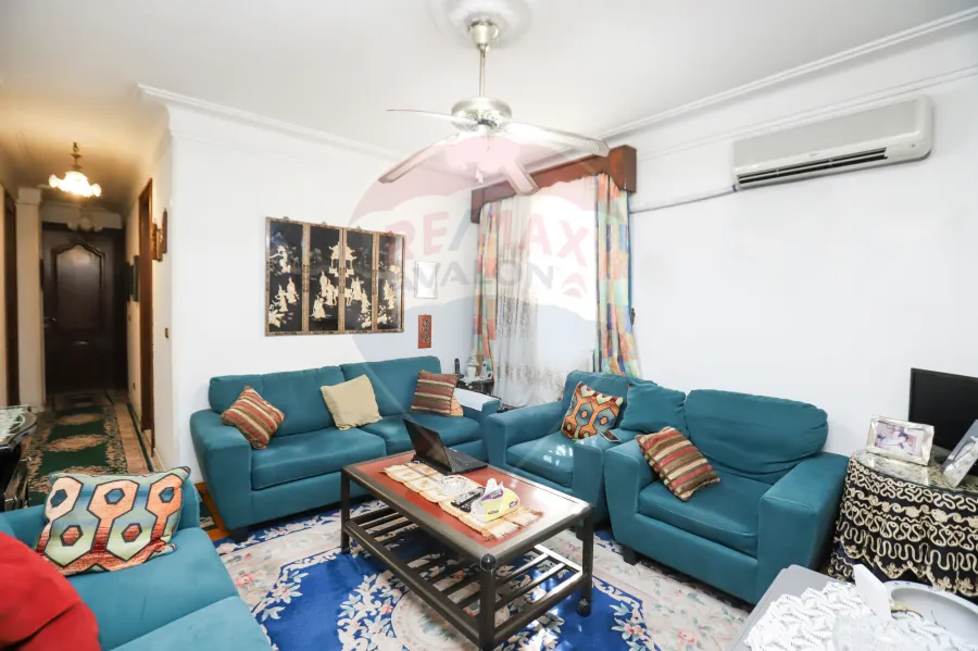 شقه للبيع 350 م لوران ( شارع شعراوي - ابراج الوطنيه )